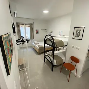 San Dionigi 11 , Milán Italia